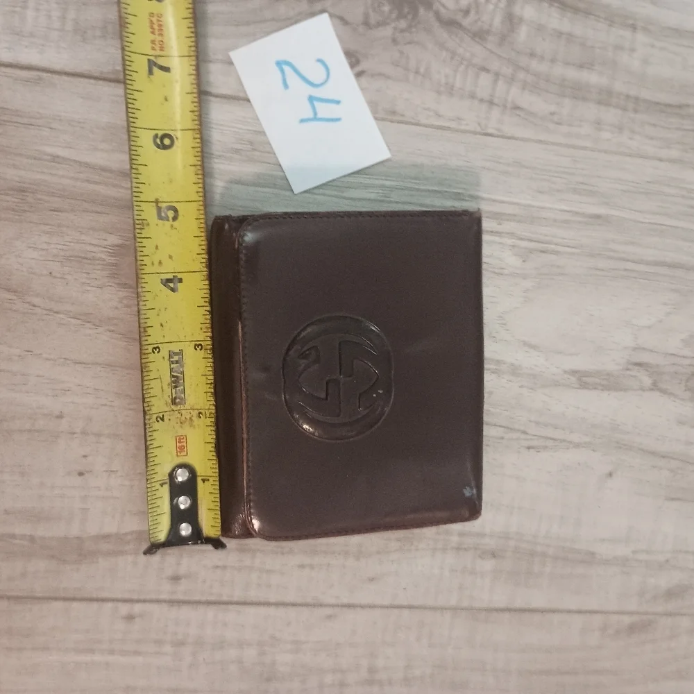 Authentic GUCCI Logo  leather bag bifold wallet-RARE - Picture 13 of 14